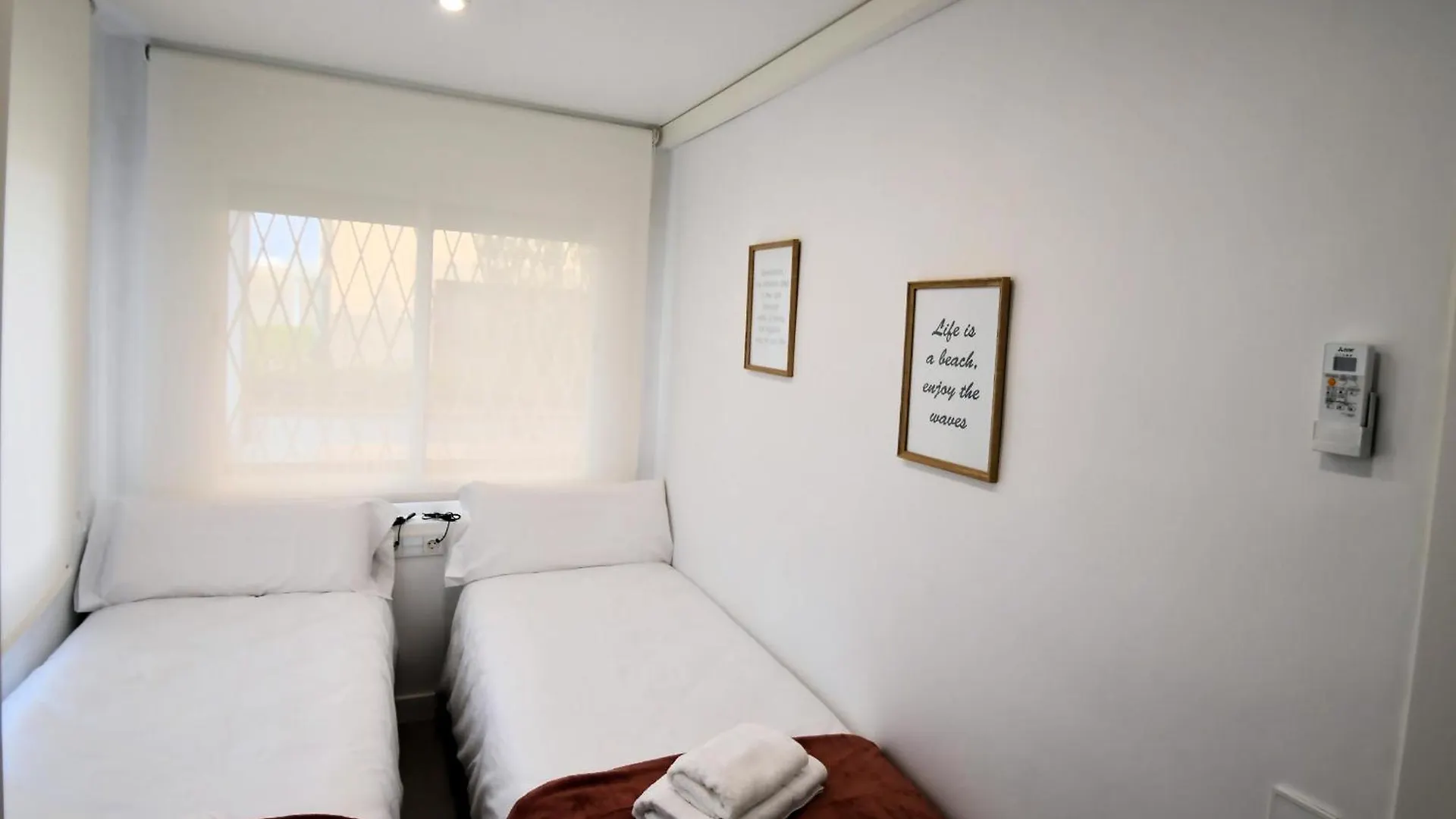 Apartamento 2 Habitaciones Y Magnifica Terraza Castelldefels Apartment