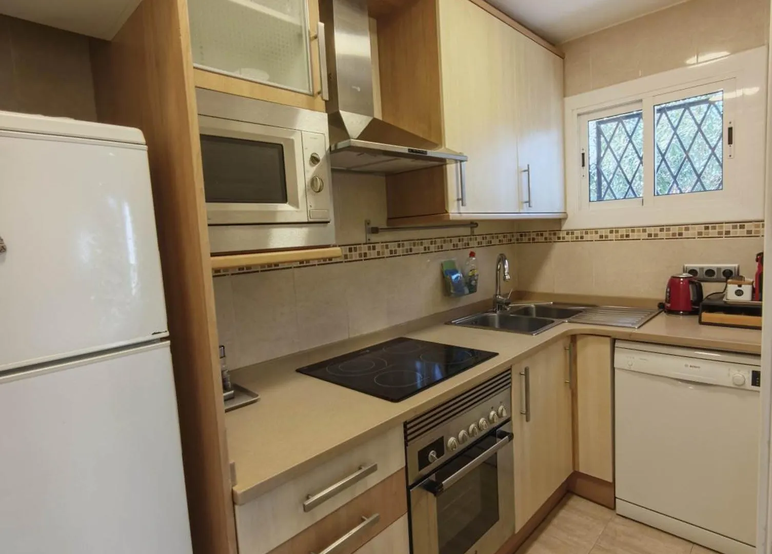 Apartamento 2 Habitaciones Y Magnifica Terraza Castelldefels Spain